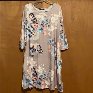 3/4 sleeve floral dress